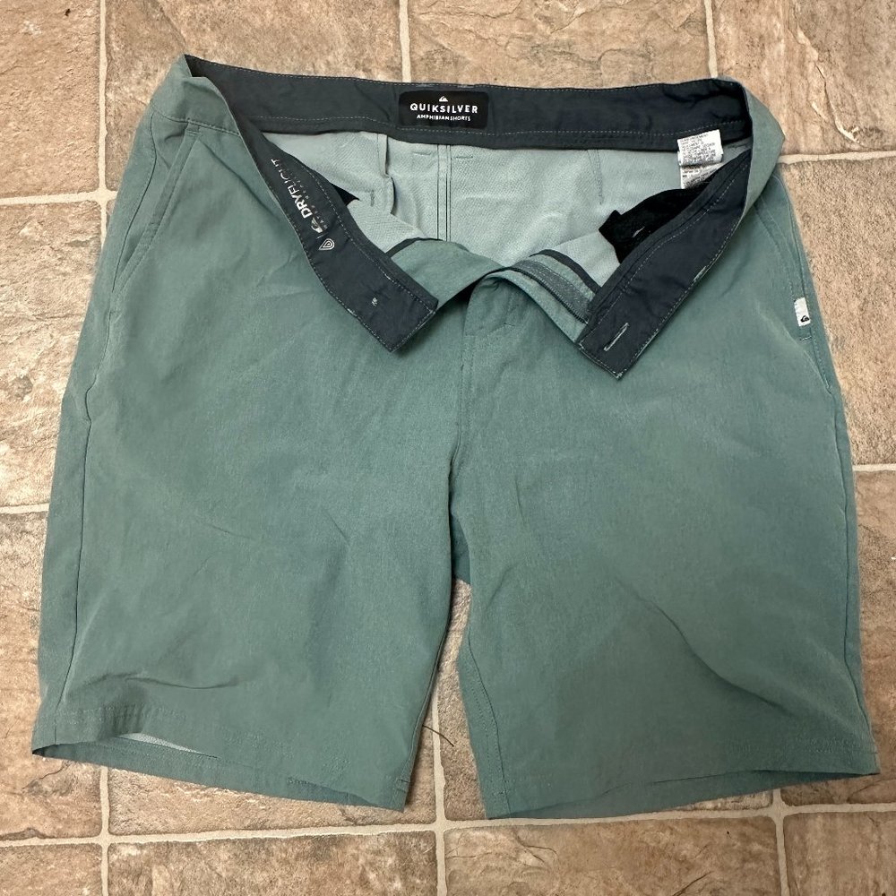 Quicksilver Board Shorts - Green (34)